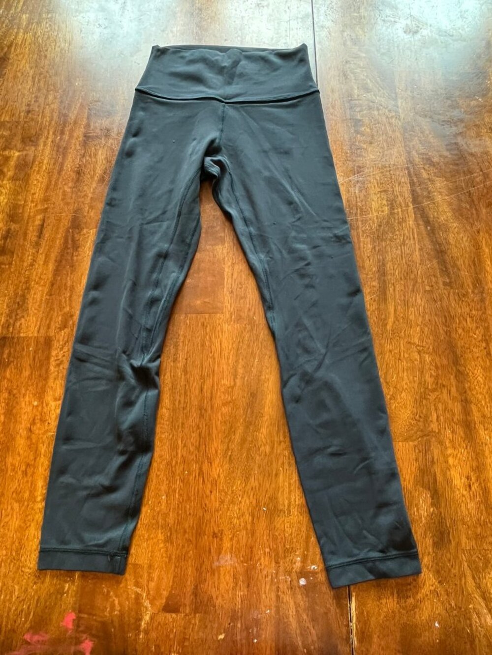 Lululemon Dark Blue Leggings Full Length High Waist Size 4 Pilling